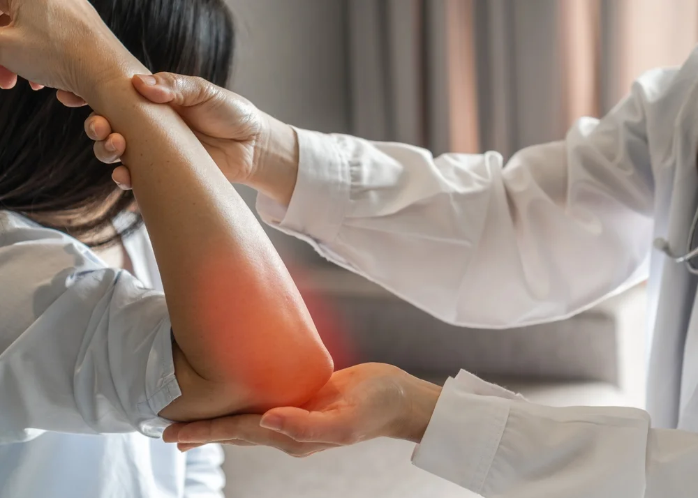 Rheumatoid Arthritis Physiotherapy Treatment in Ahmedabad 